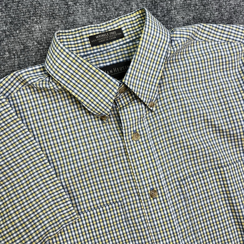 2X Bundle Van Heusen Button Up Shirt Men's Short Sleeve Plaid Casual Size Medium